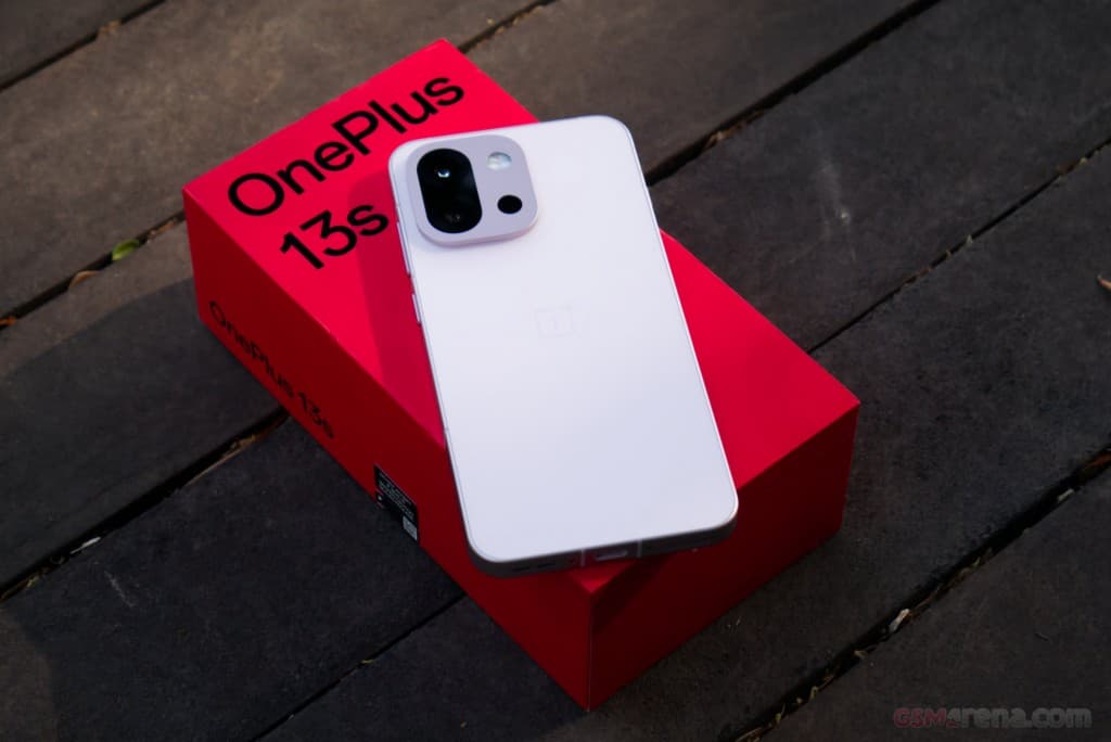 OnePlus 13s image 3