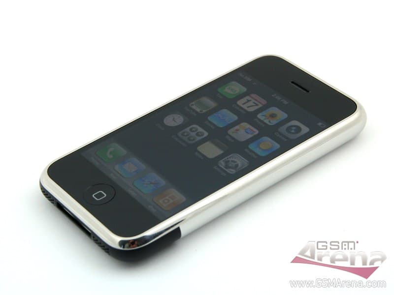 Apple iPhone gallery image 3