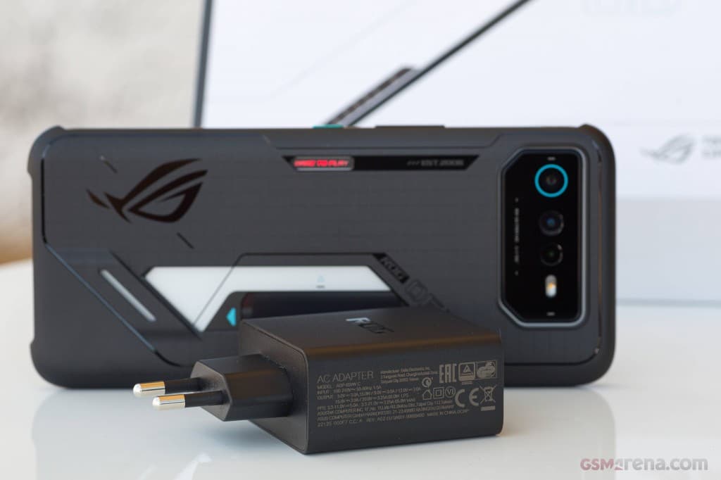 Asus ROG Phone 6 Pro image 4