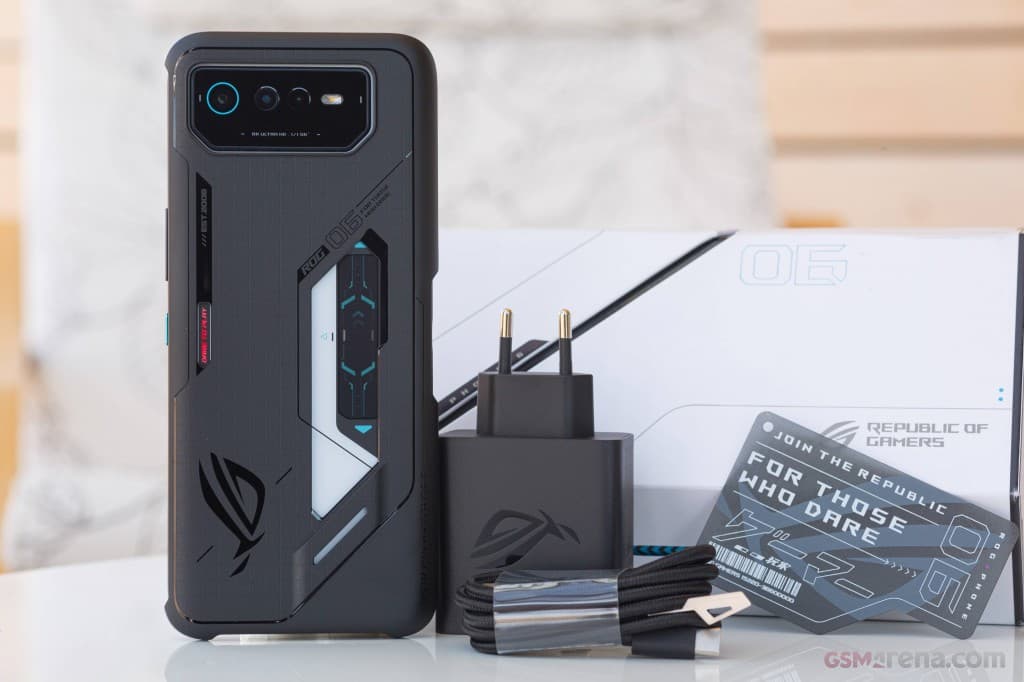 Asus ROG Phone 6 Pro image 3