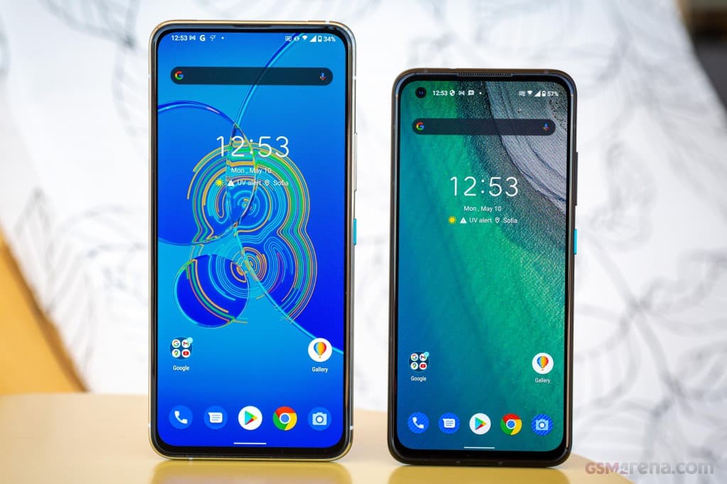 Asus Zenfone 8 Flip image 3