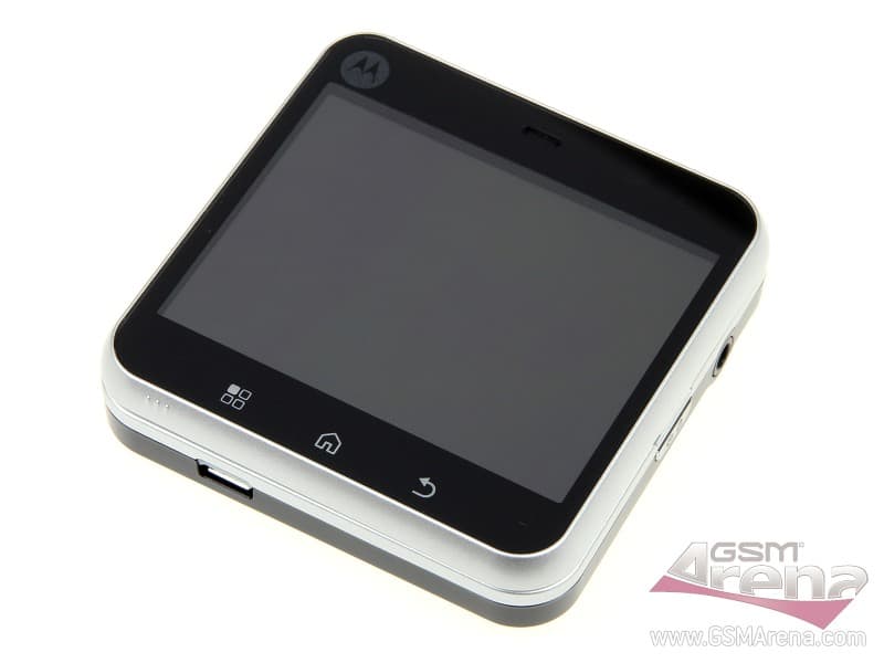Motorola FlipOut gallery image 2