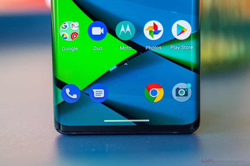 Motorola Edge image 3