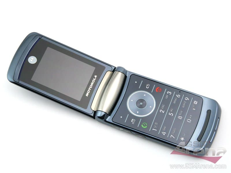 Motorola RAZR2 V8 image 2