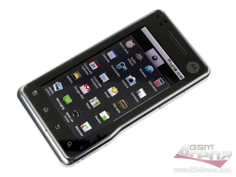 Motorola MILESTONE XT720 gallery image 2