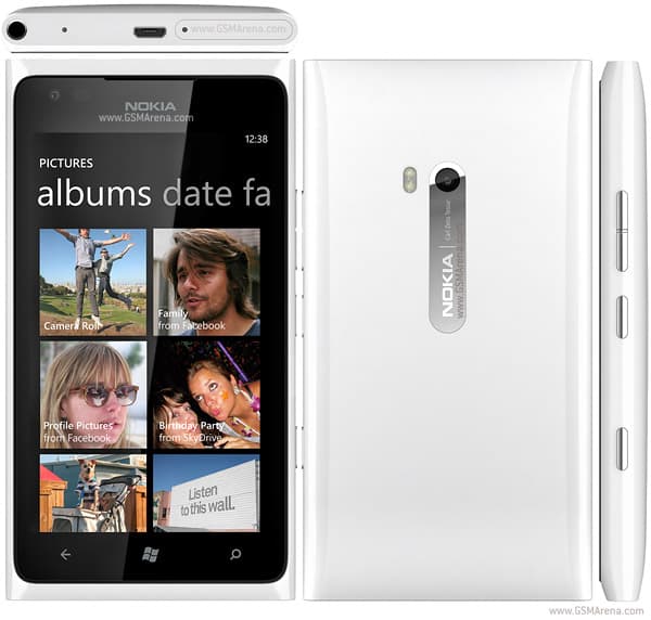 Nokia Lumia 900 image 1