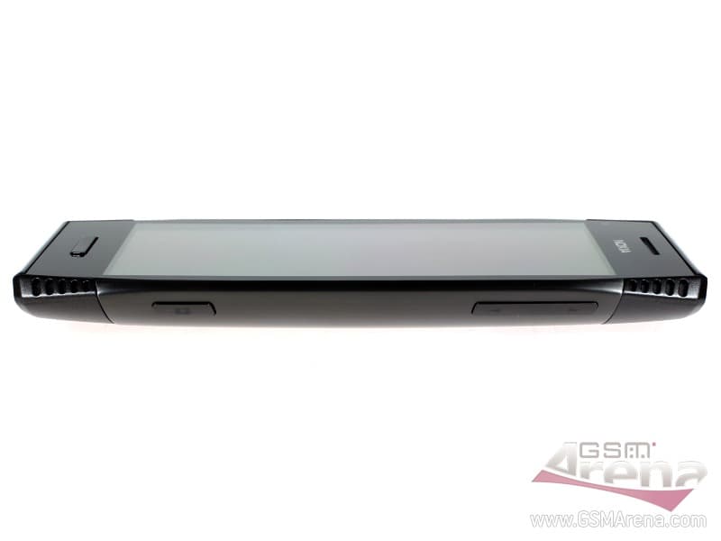Nokia X7-00 image 4