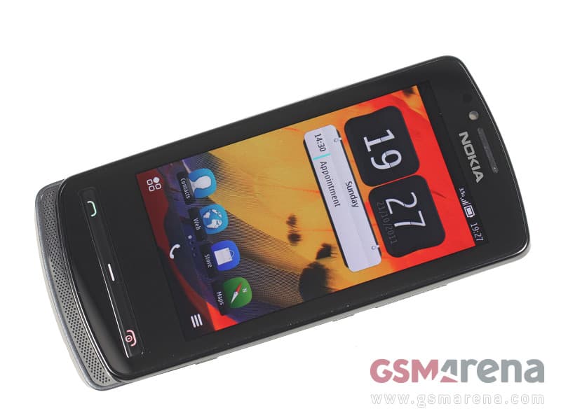 Nokia 700 image 3