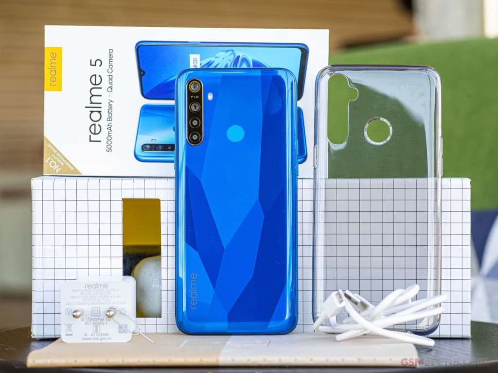 Realme 5 gallery image 2