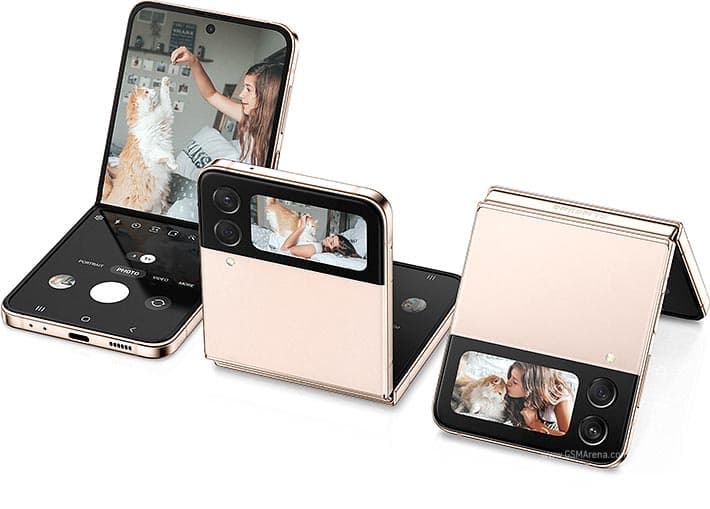 Samsung Galaxy Z Flip4 gallery image 3