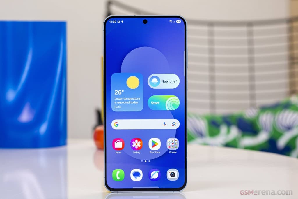 Samsung Galaxy S25 FE gallery image 3