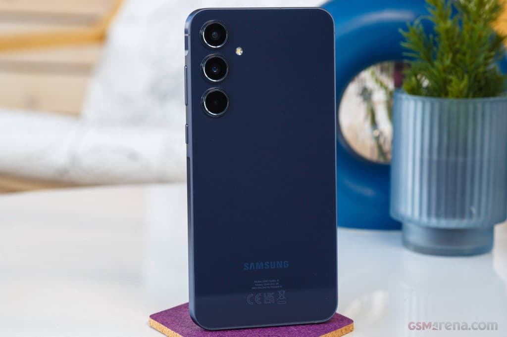 Samsung Galaxy A55 gallery image 3