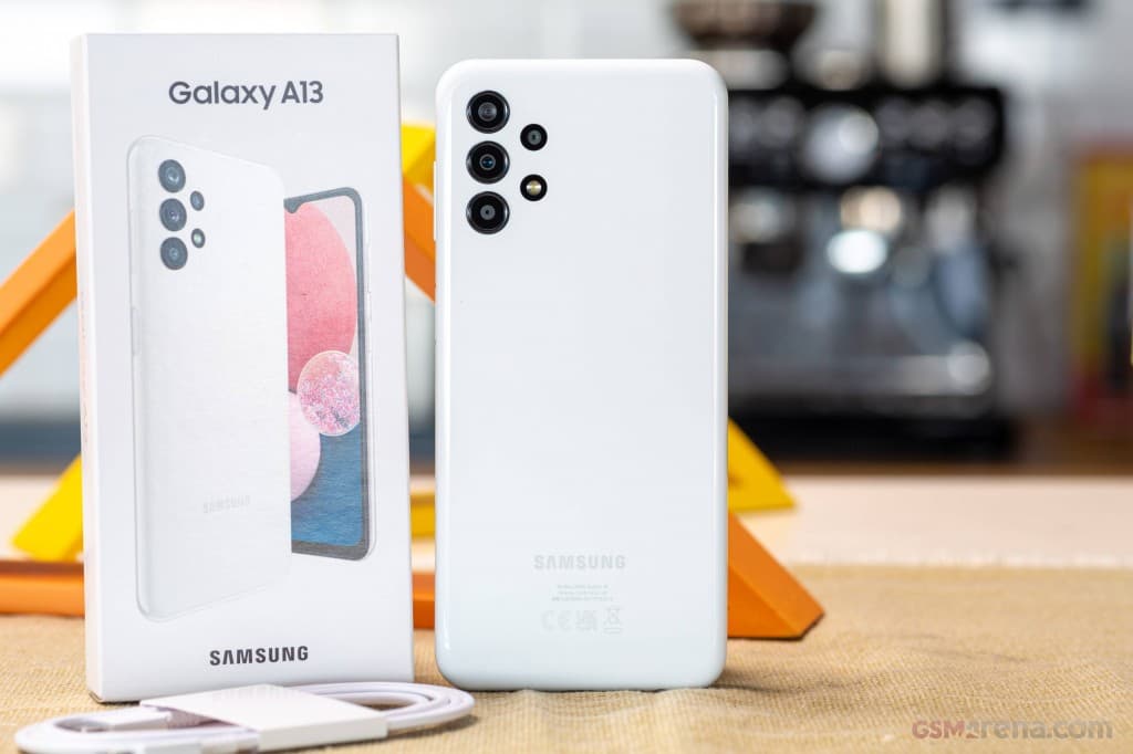 Samsung Galaxy A13 gallery image 2