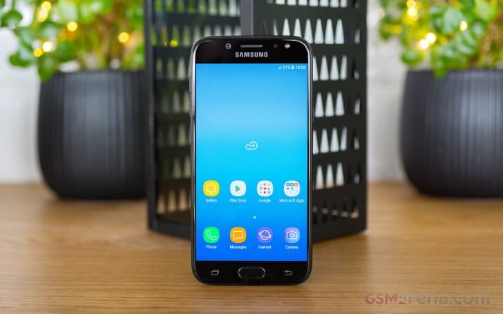 Samsung Galaxy J5 (2017) gallery image 2
