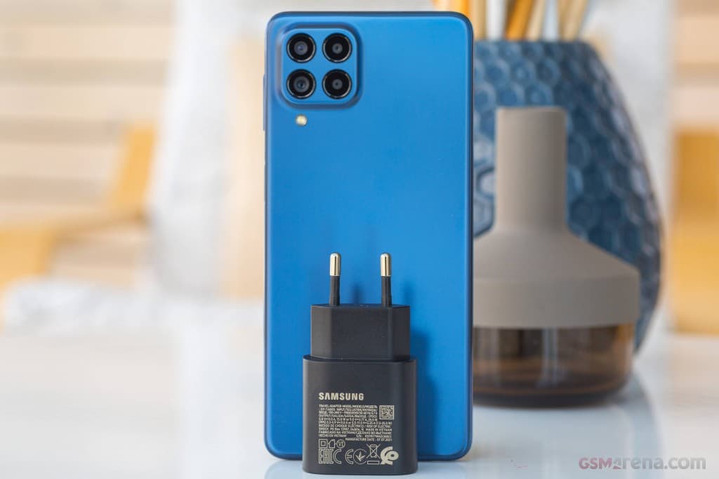 Samsung Galaxy M53 gallery image 3