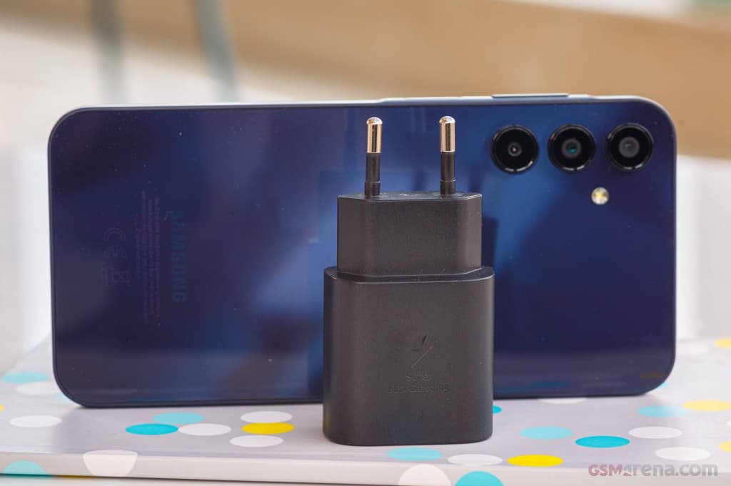 Samsung Galaxy A15 gallery image 3