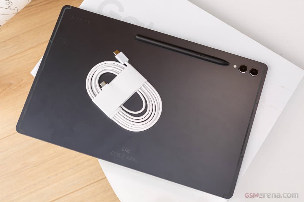 Samsung Galaxy Tab S9 Ultra gallery image 1