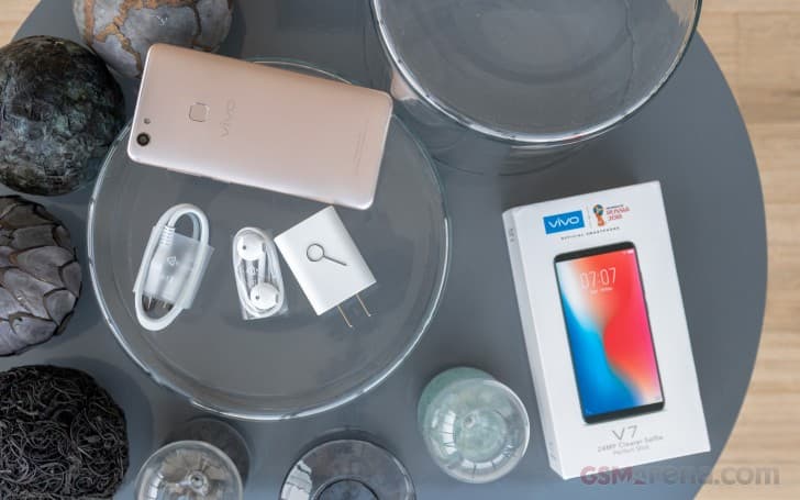 vivo V7 image 4