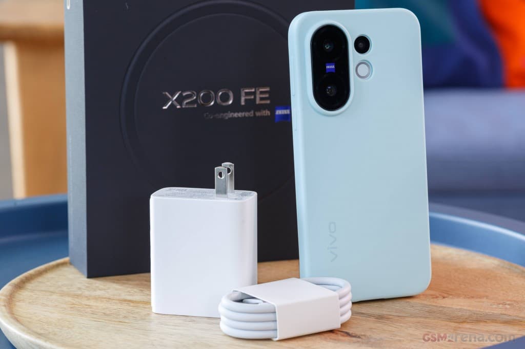 vivo X200 FE gallery image 3