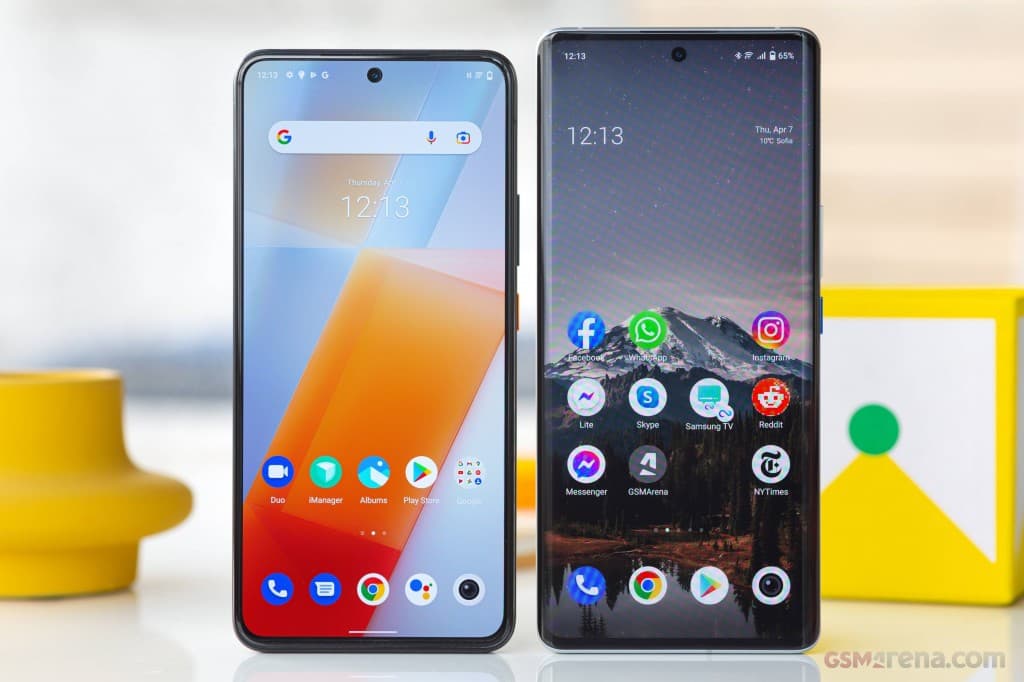 vivo iQOO 9 gallery image 2