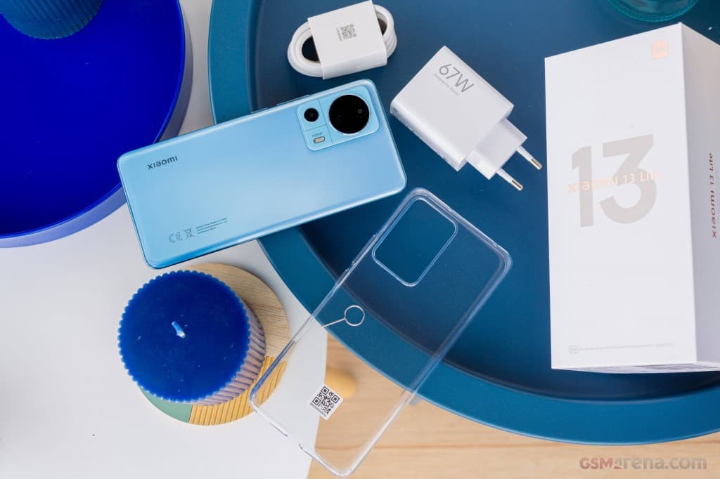 Xiaomi 13 Lite gallery image 2