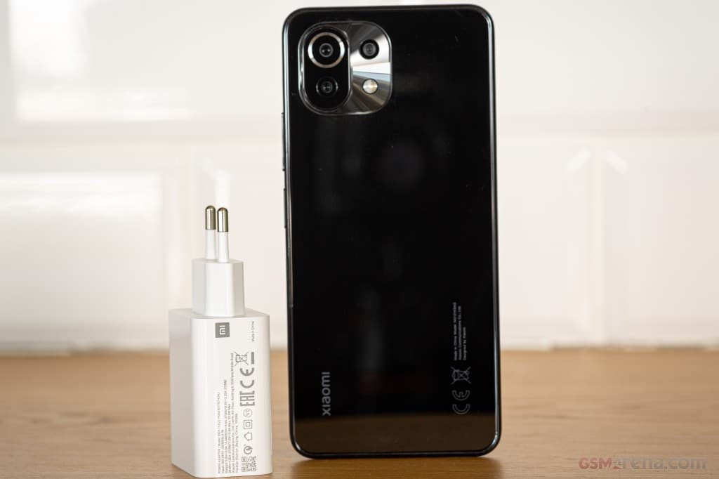 Xiaomi Mi 11 Lite gallery image 3
