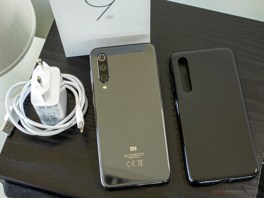 Xiaomi Mi 9 SE gallery image 1