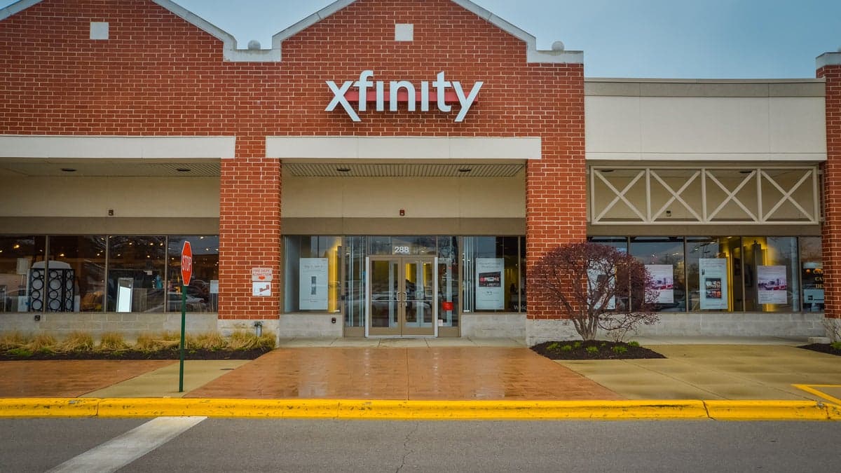 Comcast is offering a customer benefit that T-Mobile and Verizon are moving away from.