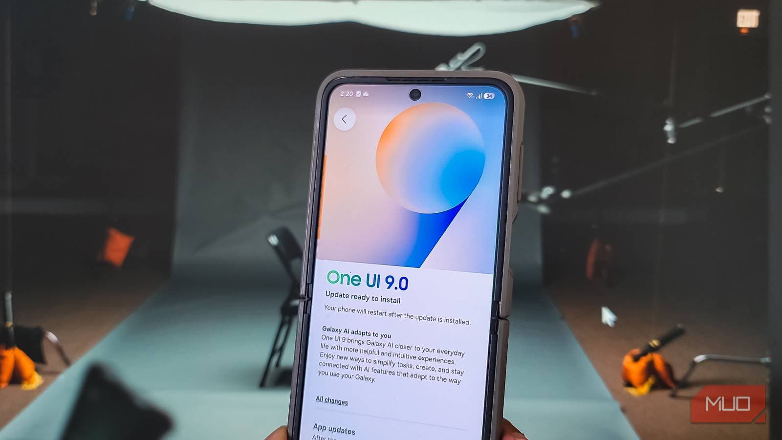 I updated my Galaxy to One UI 9 and immediately changed these 5 settings - MakeUseOf
