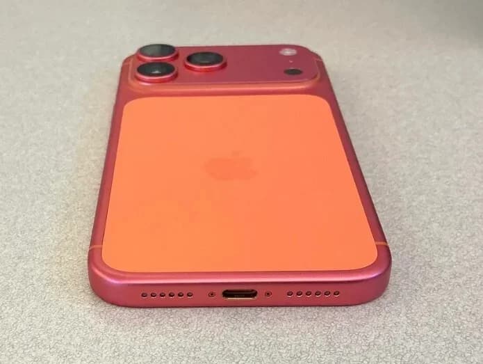 A future iPhone model might change color, and here's how to prevent it. image 3