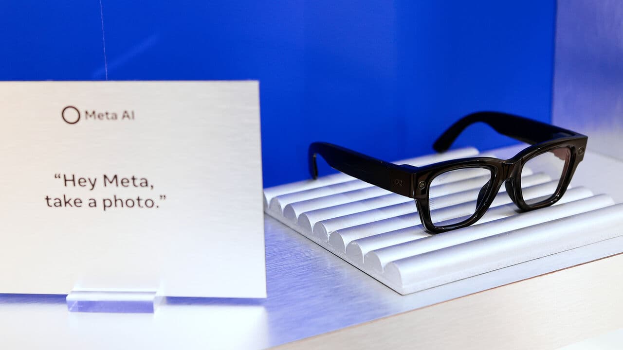 Polish developer builds app that detects nearby Meta smart glasses - TVP World