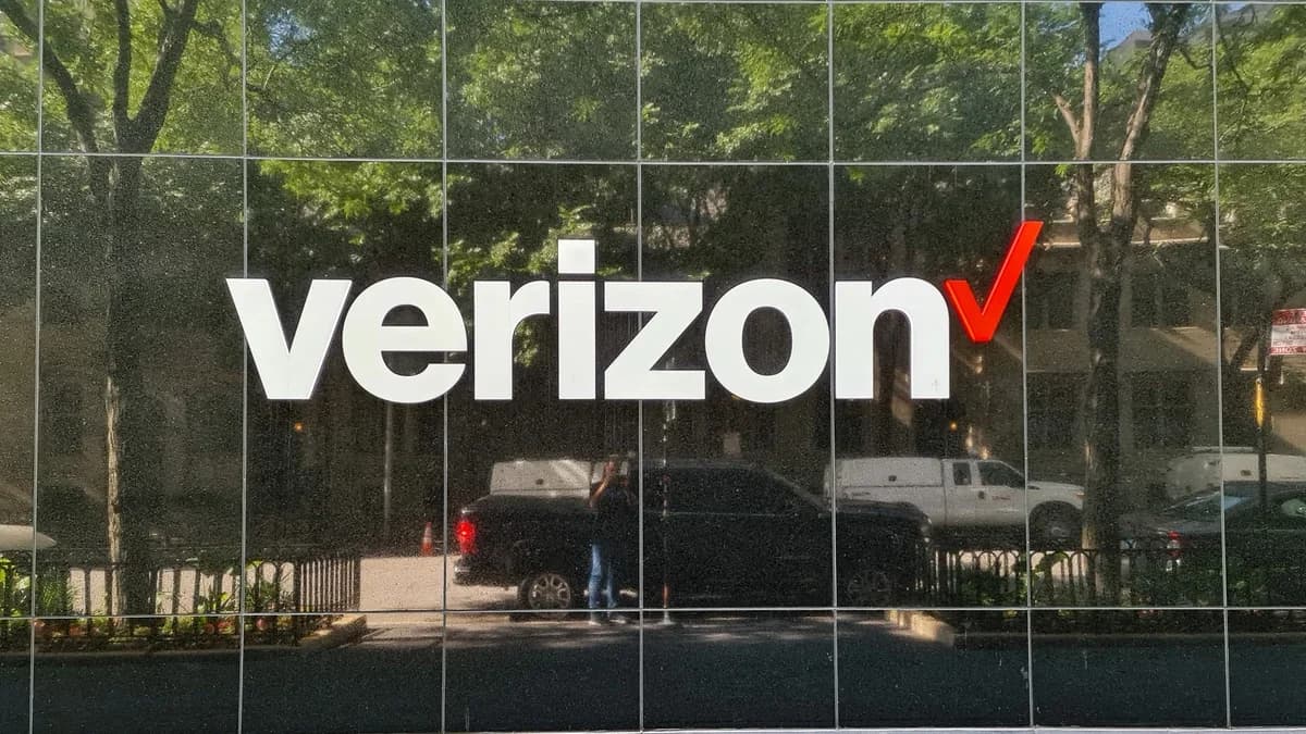 Verizon may be hiring again after recent job cuts.