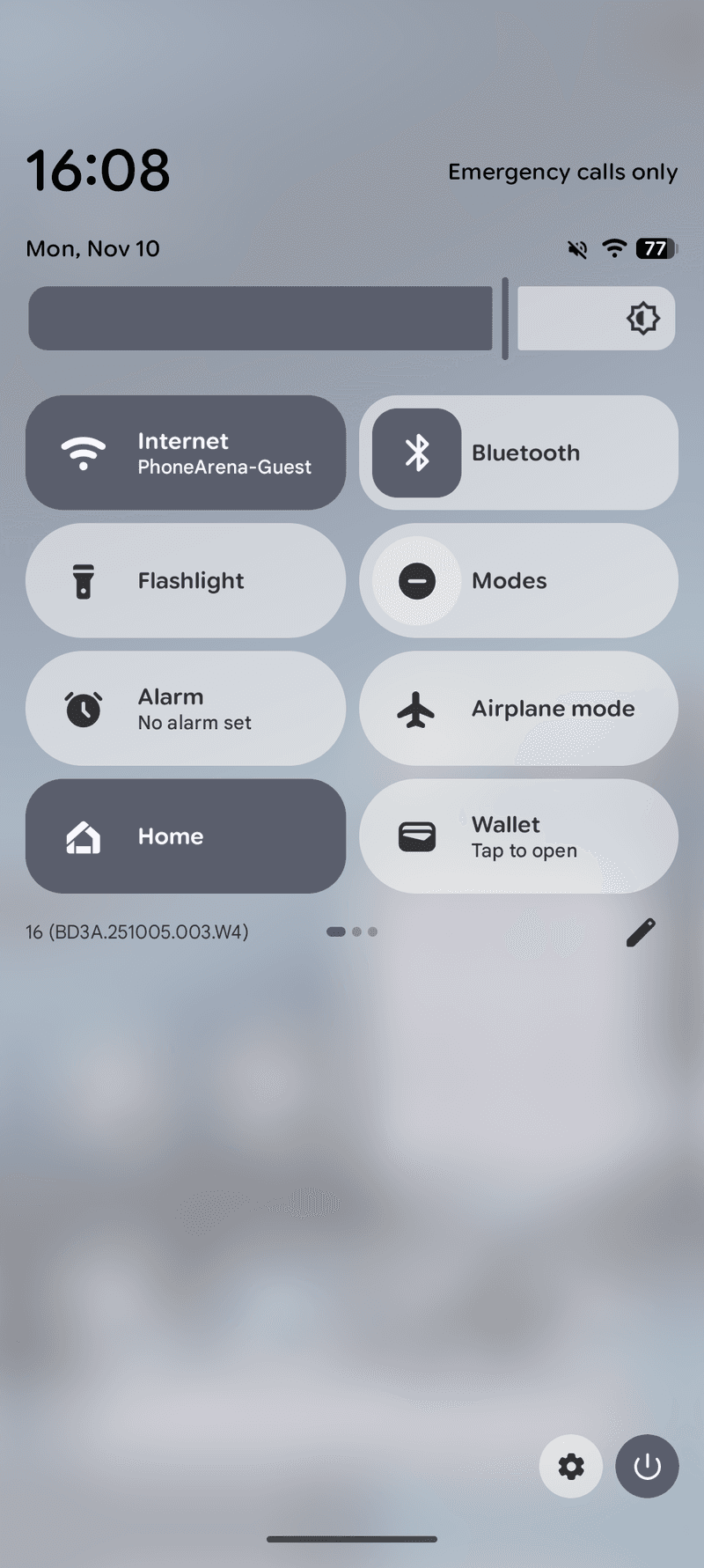 An Android phone user reports that their phone unexpectedly switched to a "Liquid Glass" interface. image 3
