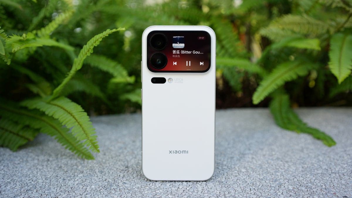 Xiaomi's attempts to copy the iPhone 17's design apparently aren't paying off.