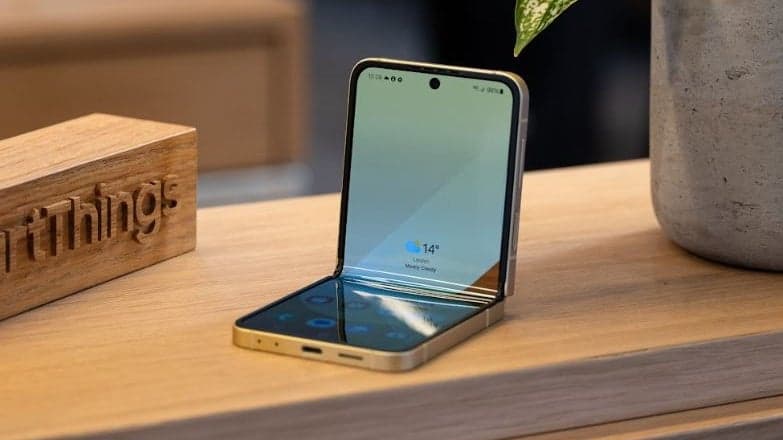Rumors suggest Apple is exploring foldable and bezel-less iPhone designs, including a possible iPhone Flip.