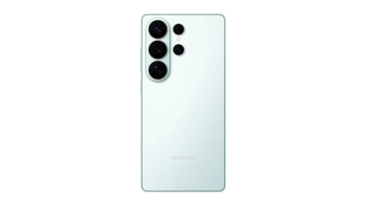 Rumors suggest the Galaxy S26 Ultra will further distance itself from the Galaxy Note design.
