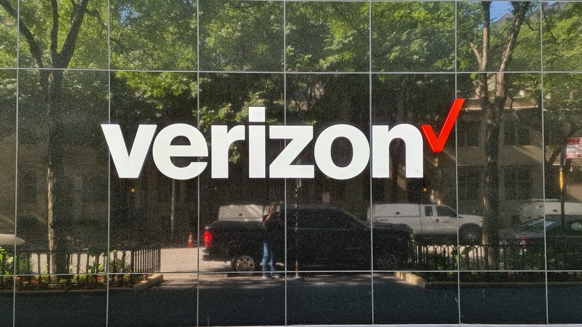 Verizon is trying to address customer complaints about rising bills with new offers.