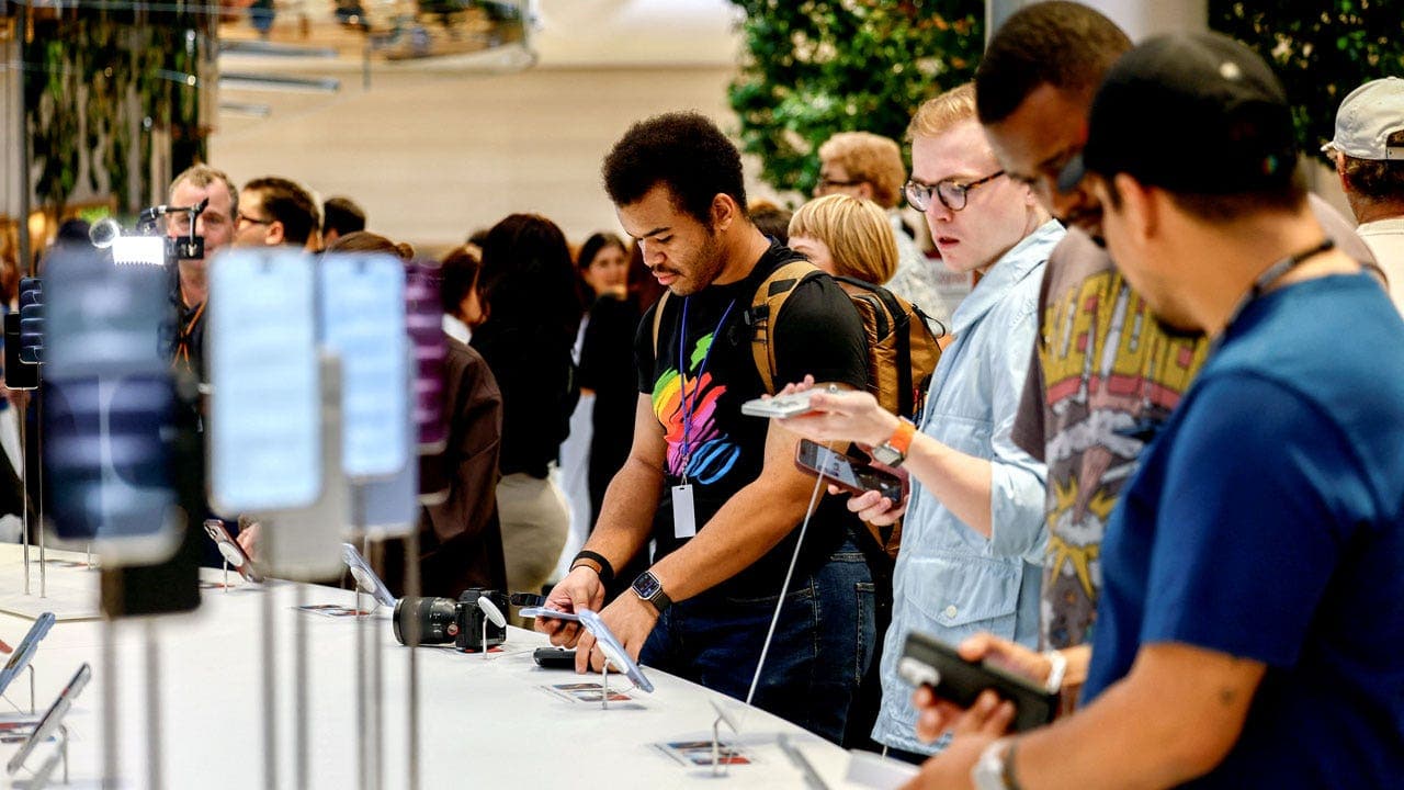 Apple's iPhone 18 goes on sale as customers line up at stores worldwide - Fox Business