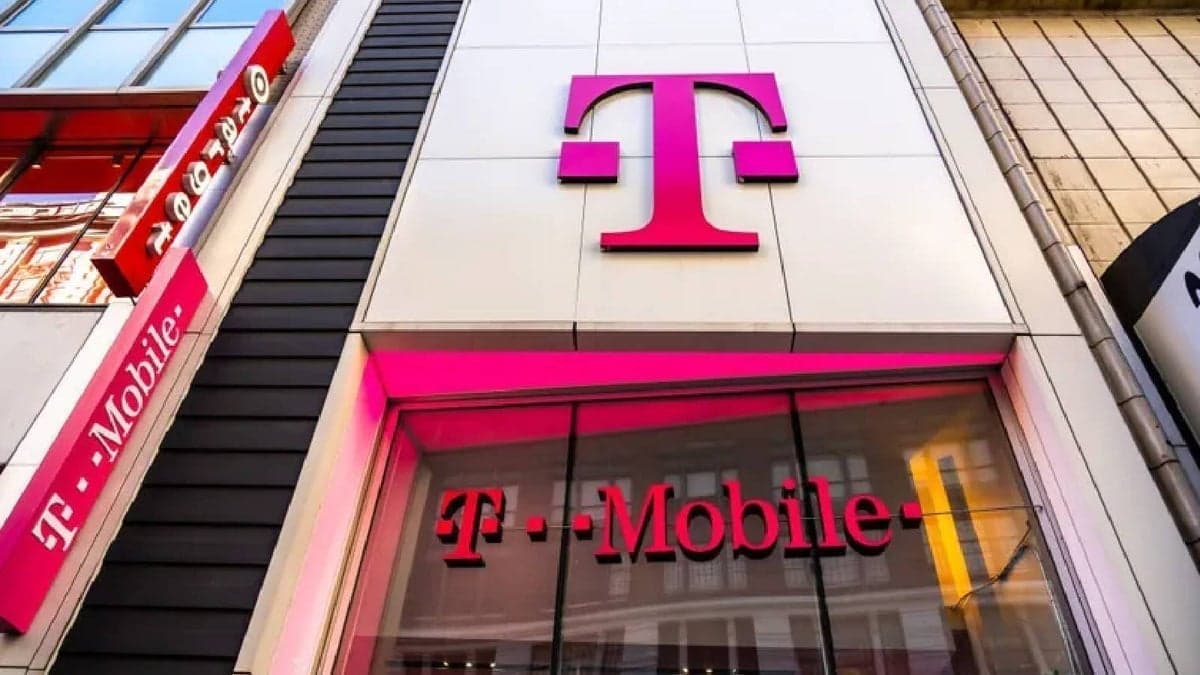 PhoneArena readers expressed willingness to financially support T-Mobile's representatives.