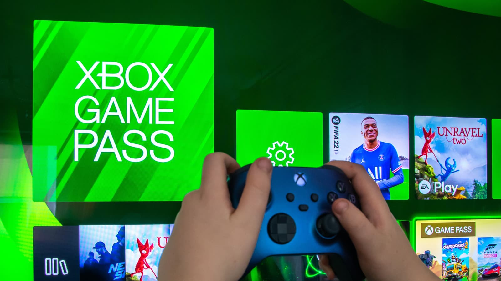 Xbox Is Bringing A Big Dose Of Nostalgia To Its Current-Gen Consoles - SlashGear