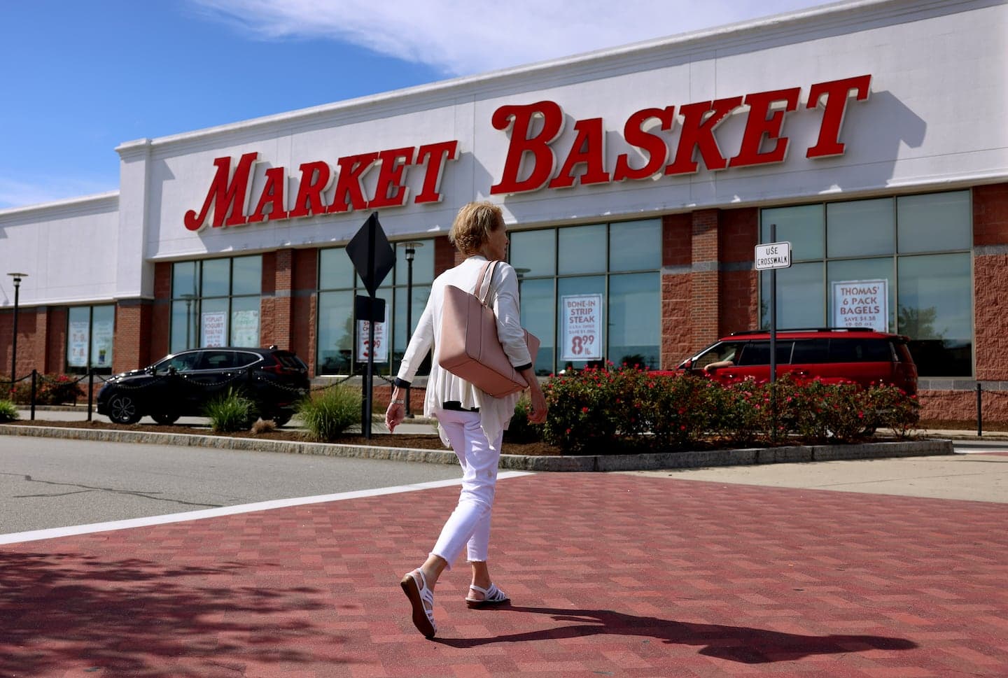 A Market Basket-inspired cabaret show is coming to Boston - The Boston Globe