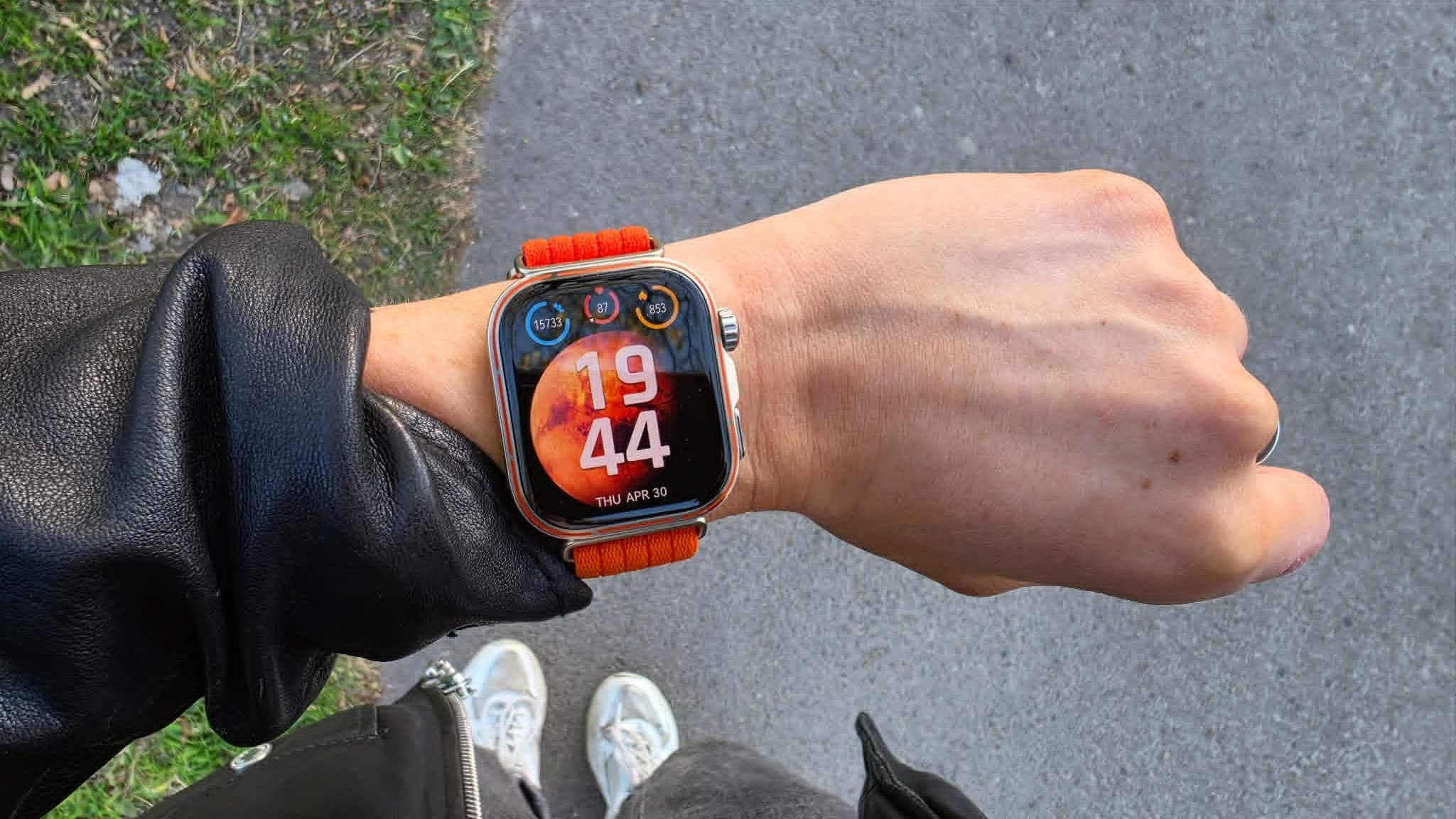 Huawei Watch Fit 5 Pro review: A slim, powerful Apple Watch alternative image 2