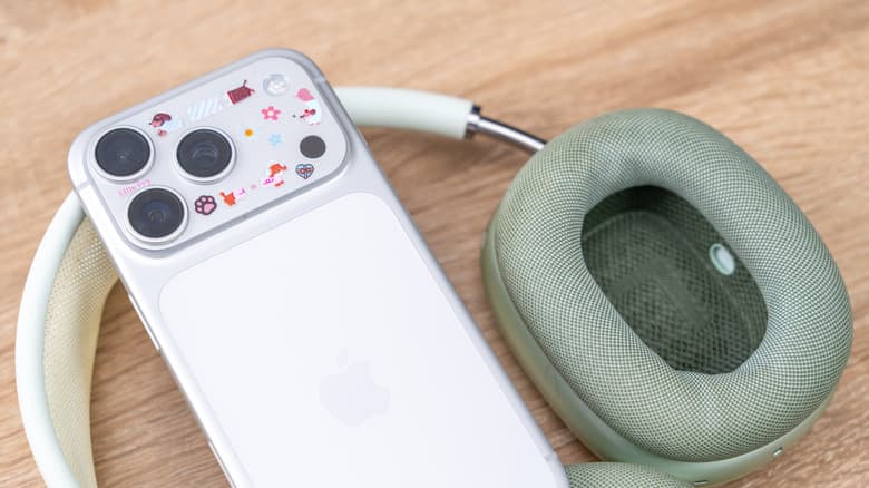 5 Common Problems Owners Have With Apple AirPods - bgr.com image 4