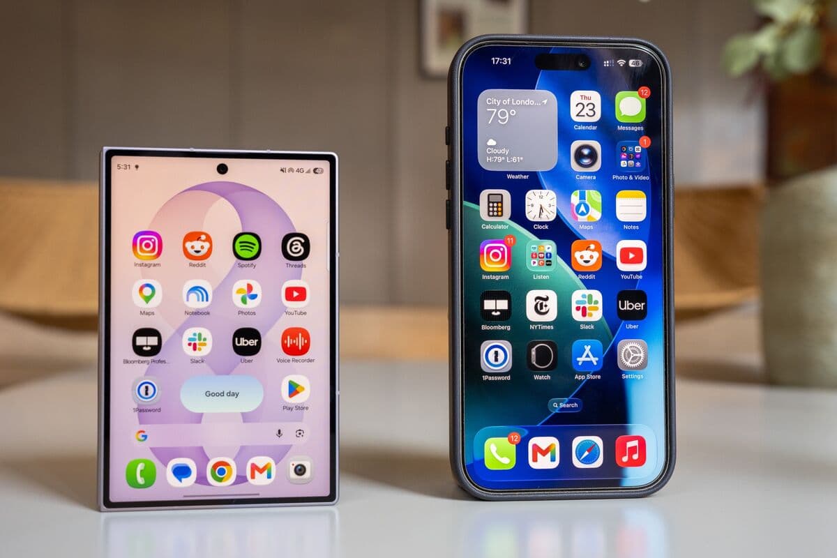 Apple’s Foldable iPhone Will Help Bring Some Magic Back - Bloomberg.com