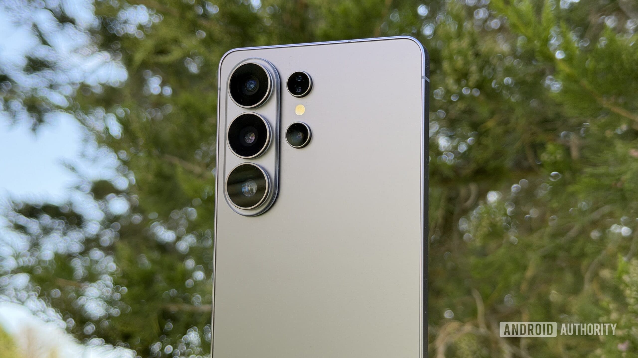 5 Android phones you should buy instead of the Pixel 11 Pro XL - Android Authority image 4