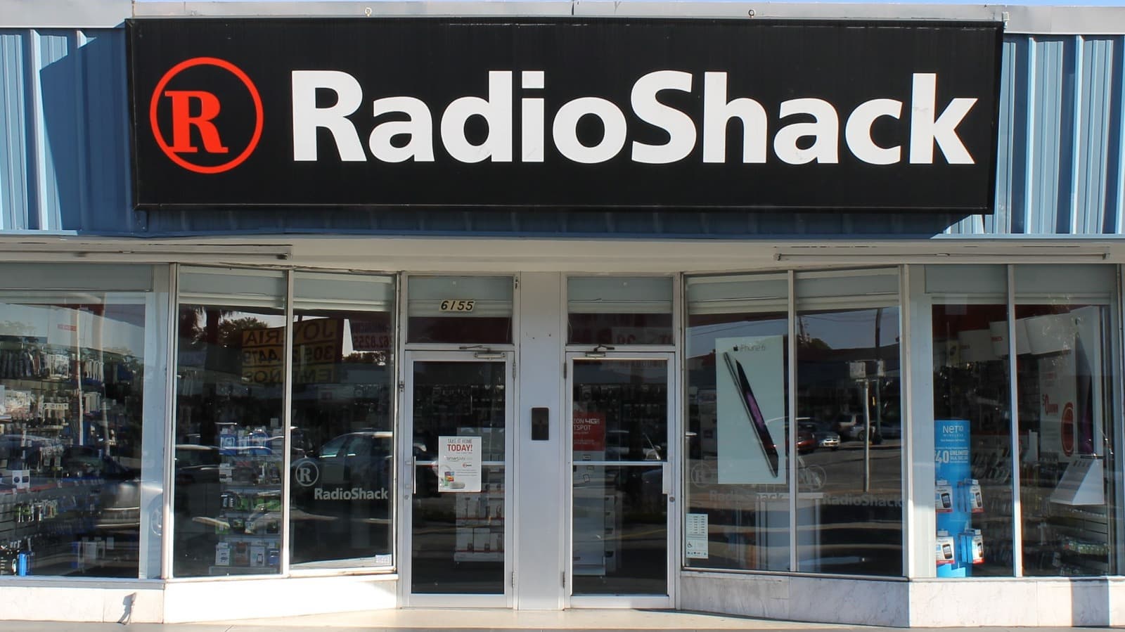 12 Classic RadioShack Electronics That Are Pure Nostalgia Today - SlashGear
