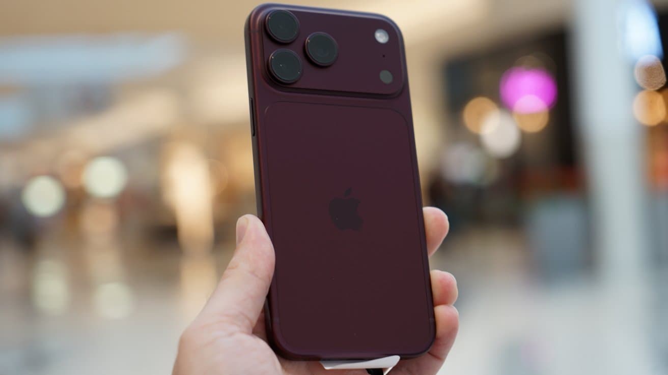 Teardown confirms US iPhone 18 Pro Max lacks Apple's C2 modem - AppleInsider