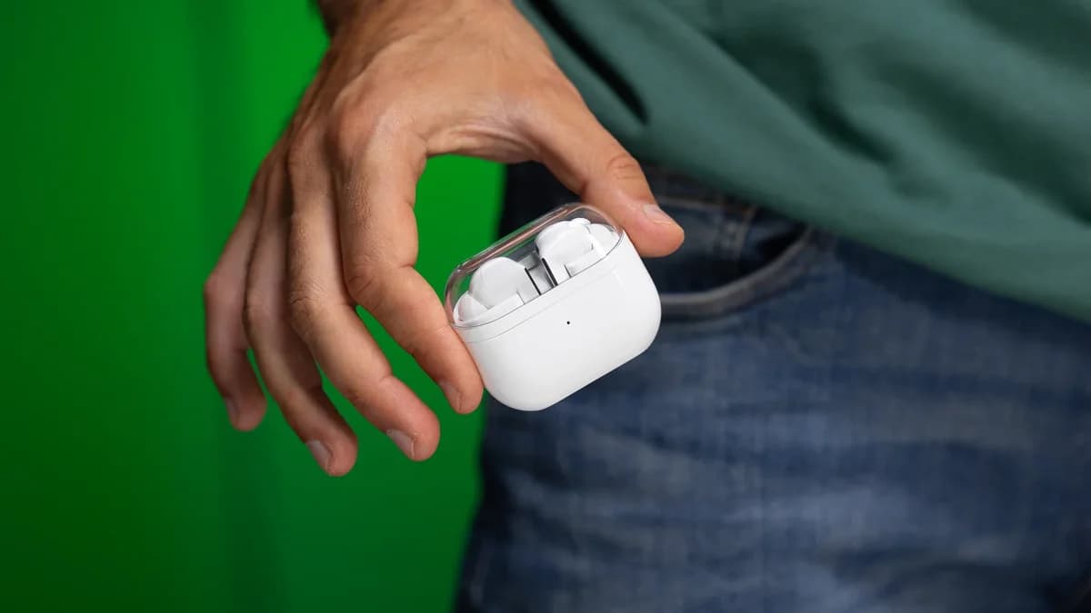 Alleged leaked images indicate Samsung might be redesigning the Galaxy Buds 4 again.