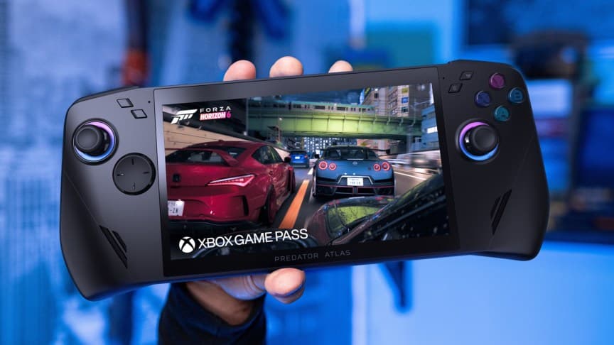 Acer Shows Off a Transformer-ish Concept for a Windows Gaming Handheld - CNET image 5