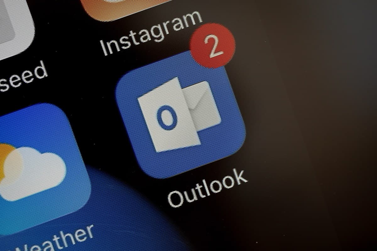 Microsoft tests fix for latest hours-long Outlook outage - TechCrunch